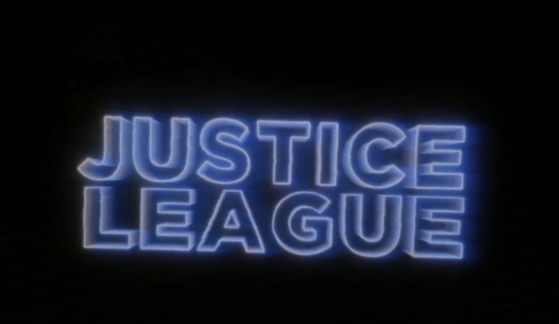 Retro Liga de la Justicia fan trailer.