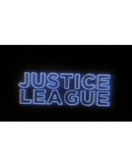 Retro Liga de la Justicia fan trailer.