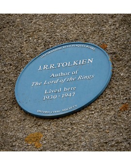 Parte del elenco de ESDLA, El Hobbit y otros actores se unen para salvar la casa de Tolkien.