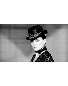 Ann Reinking ha fallecido. R.I.P.