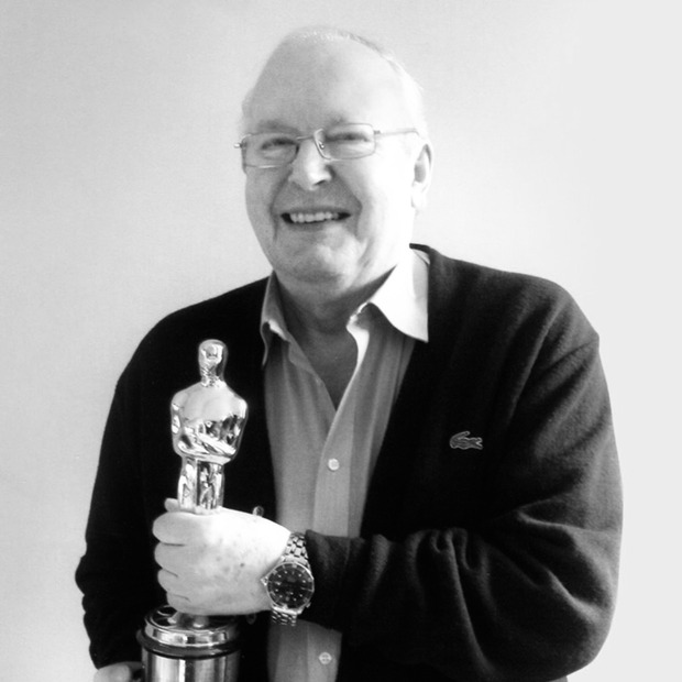 Peter Lamont ha fallecido. R.I.P.