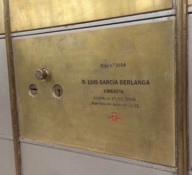 En la caja  de Luis G. Berlanga en el Instituto Cervantes estaba el guión de '¡Viva Rusia!'.