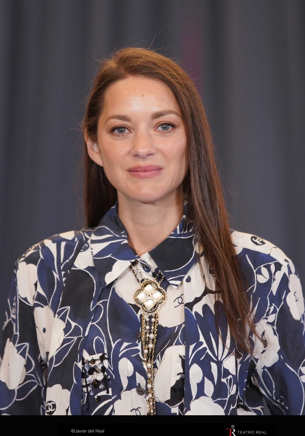 Marion Cotillard será Juana de Arco en el Teatro Real de Madrid. Por si alguien quiere y puede ir.