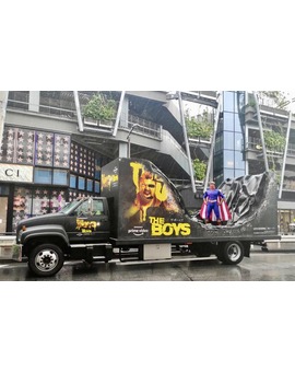 Promoción de 'The Boys' en Tokio. Sin comentarios.