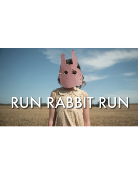 'Run Rabbit Run' de Daina Reid. Trailer.
