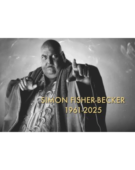 Simon Fisher-Becker ha fallecido. R.I.P.