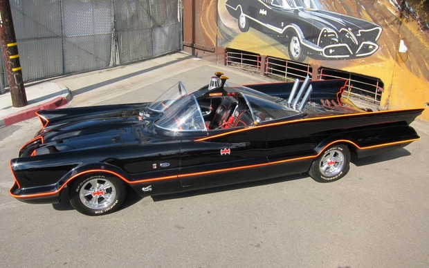 ¡3.150.000€ POR EL BATMOBILE 1966! SIN COMENTARIOS.