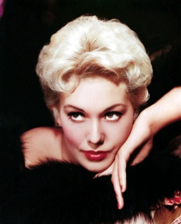 KIM NOVAK CUMPLE 80 AÑOS