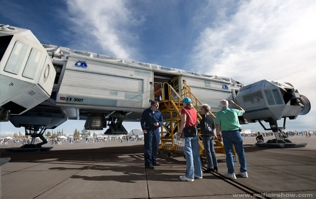 EL SCIFI-AIR SHOW DE BILL GEORGE (4/17)