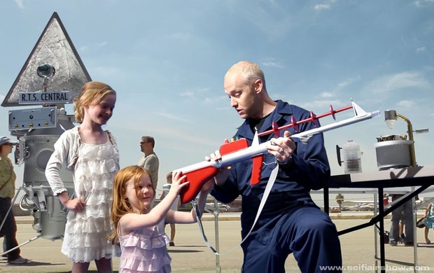 EL SCIFI-AIR SHOW DE BILL GEORGE (16/17)