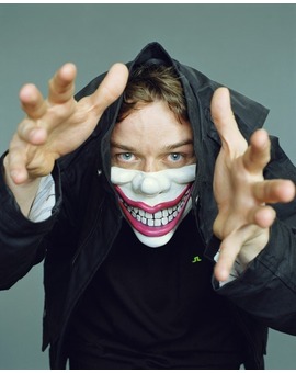 JAMES MCAVOY PODRÍA SER EL NUEVO 'CUERVO'