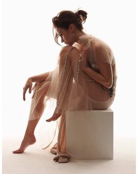 EMILY BLUNT SUSTITUYE A EMMA WATSON EN 'YOUR VOICE IN MY HEARD'