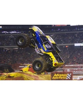 ¡WOLVERINE TRUCK!