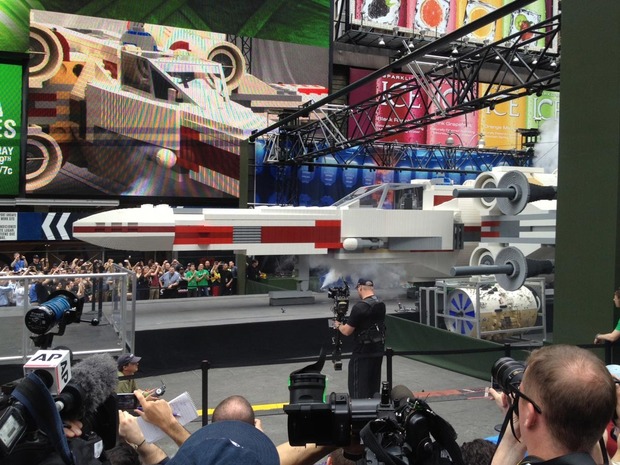 X-WING DE LEGO, PERO DE SUPERLEGO 9/13