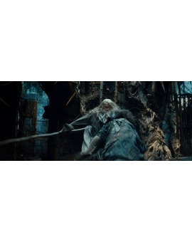 BUENAS NOTICIAS PARA UNOS, MALAS PARA OTROS. VEREMOS AL CONCILIO BLANCO ATACAR DOL GULDUR EN 'LA DESOLACIÓN DE SMAUG'