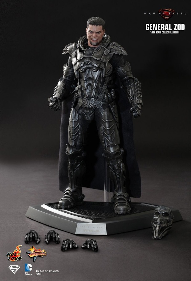 GENERAL ZOD DE HOT TOYS