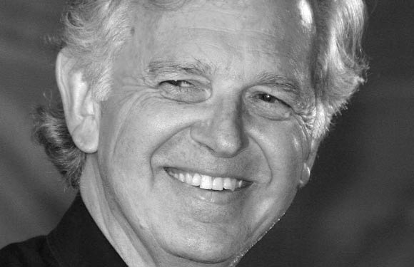 BRUCE BROUGHTON DESCALIFICADO DE LOS OSCAR