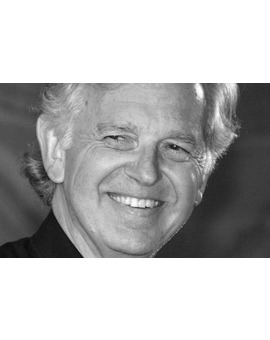 BRUCE BROUGHTON DESCALIFICADO DE LOS OSCAR