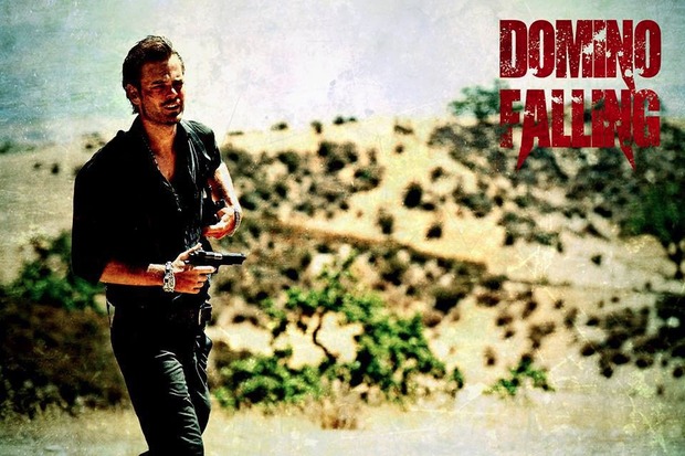 'DOMINO FALLING' DE SIAVASH FARAHANI. CORTOMETRAJE TARANTINIANO