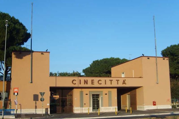 CINECITTÀ A PUNTO DE DESAPARECER
