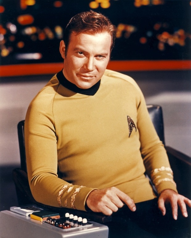 La NASA condecora al CAPITÁN KIRK