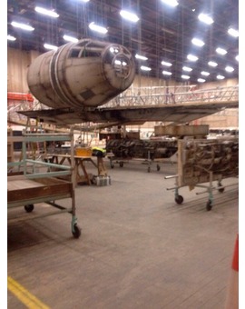 STAR WARS VII. Construcción de decorados. ¿Os suenan? 2/3