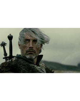 MADS MIKKELSEN como GERALT DE RIVIA de ANDRZEJ SAPKOWSKI. ¿Qué tal?