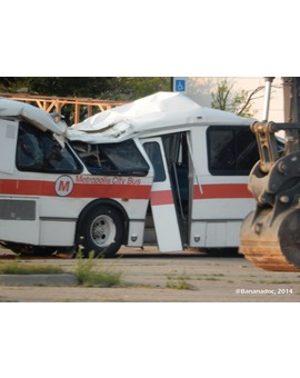 Algo ha ocurrido aquí y no creo que haya sido a algo bueno. 2