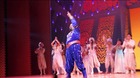 El-reparto-del-musical-aladdin-homenajea-a-robin-williams-c_s