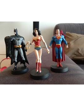 Tres nuevas figuritas más...