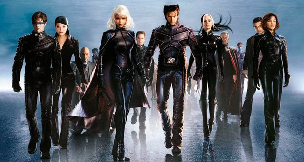 ¿Porqué los superhéroes del  cine utilizan sus respectivos trajes del cómic, excepto los X-men de Bryan Singer?