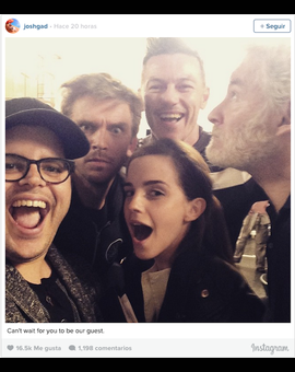 Primer selfie con los actores de "La bella y la bestia"