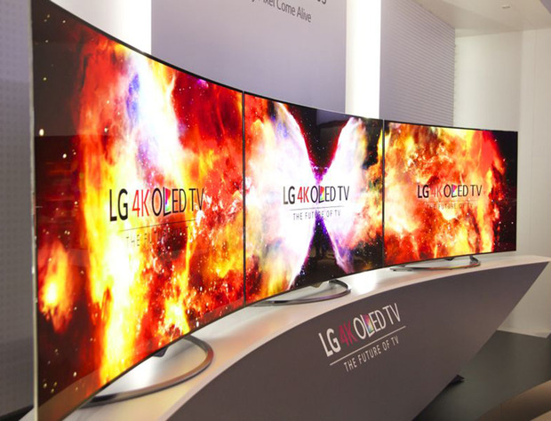 Estoy pensando en adquirir uno curvo mi duda si OLED LG o SAMSUMG LED Gracias!!!