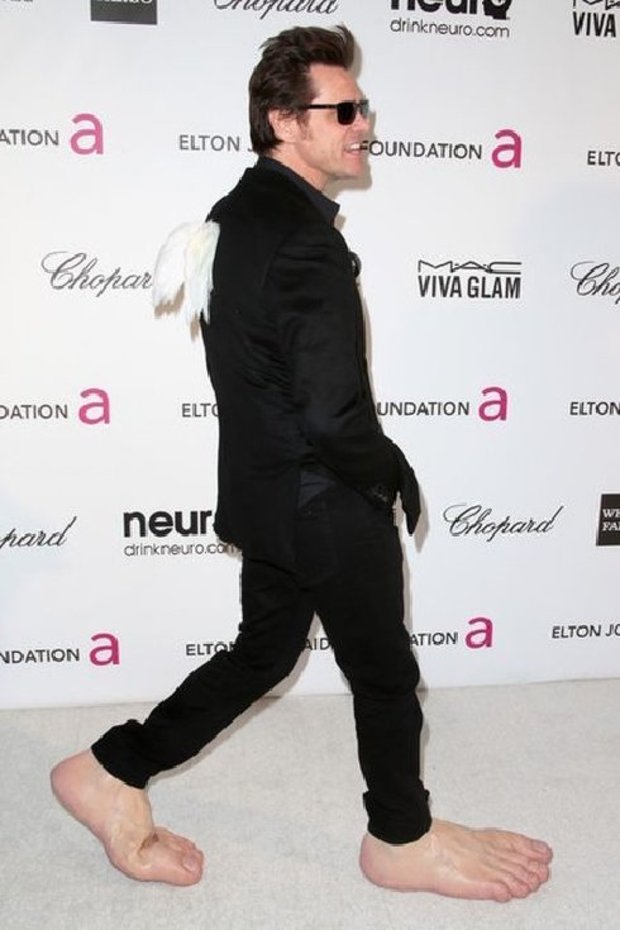 Jim Carrey en la fiesta Pre-Oscars de la Fundación Elton John contra el cancer.