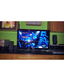 TV antigua, 32 pulgadas.