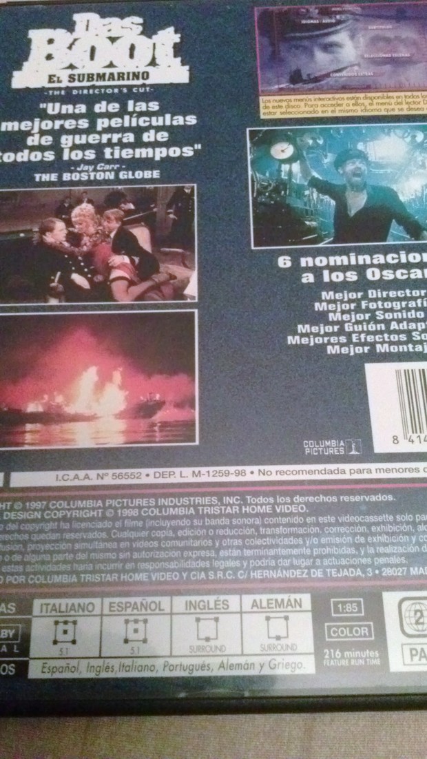 El Submarino, versión extendida en dvd, 216 minutos.En bluray, versión extendida, 208 minutos.Algo falla en las versiones extendidas de algunos  BR, no os parece ?