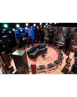 sala de cine ultra-equipada SONIDO 10/10