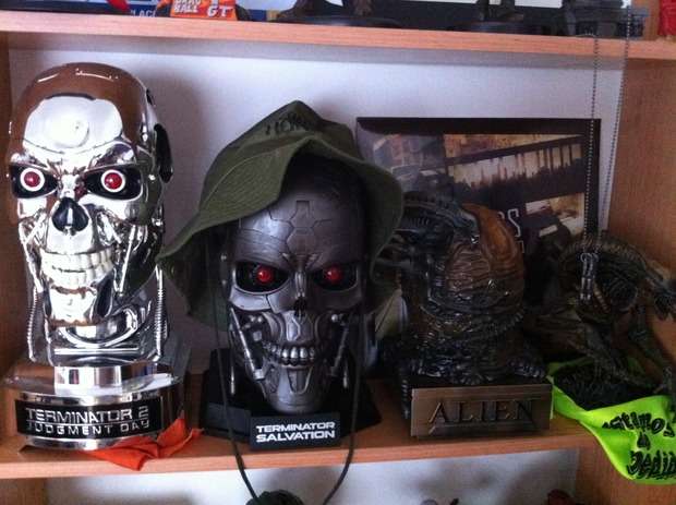 FIGURAS TERMINATOR Y ALIEN