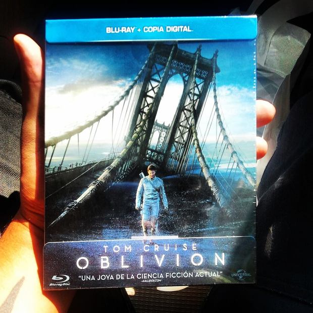 Al final ha caido. Oblivion steelbook