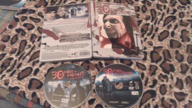 30 Dias de Oscuridad (DVD Edicion Metalica 2 discos)-3
