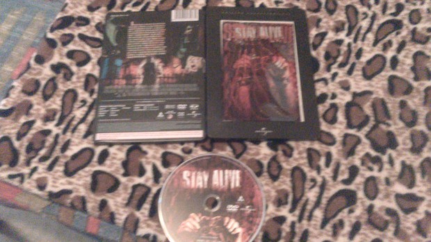 Stay Alive (DVD Edicion Metalica 1 disco)-3