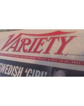 News Variety (encontrada en en suelo de Chinatown July 2011)