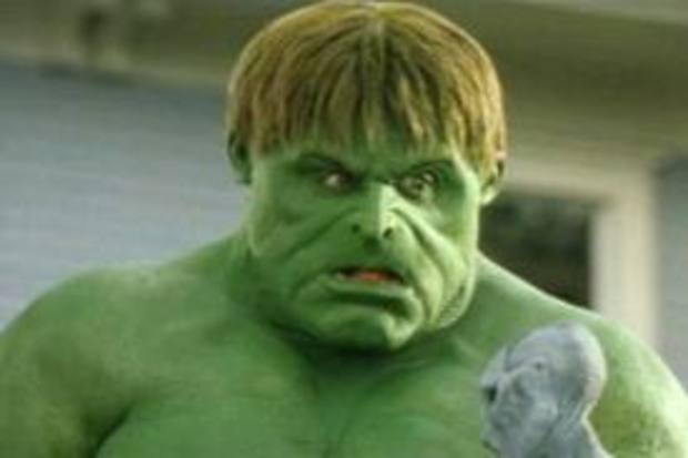Scary Movie 3 - Escena eliminada - Hulk