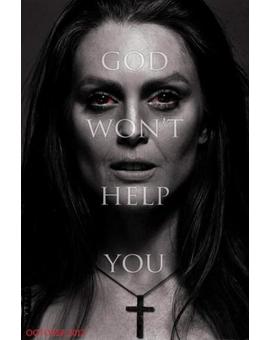Julianne Moore acojona en el nuevo póster de "CARRIE"