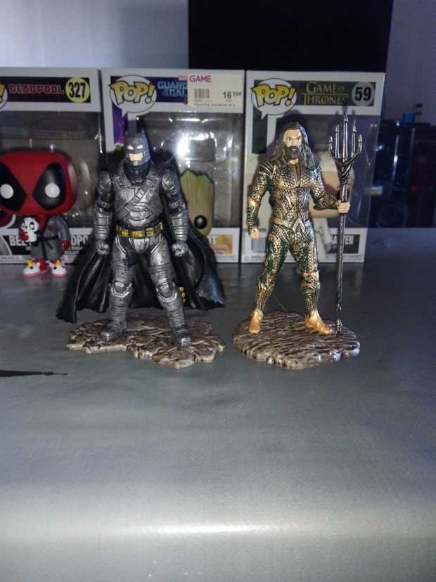 FIGURA BATMAN AQUAMAN 