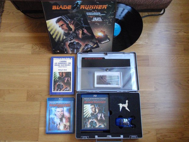 ...BLADE RUNNER  "collection"