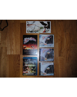 ...the WAR OF THE WORLDS collection