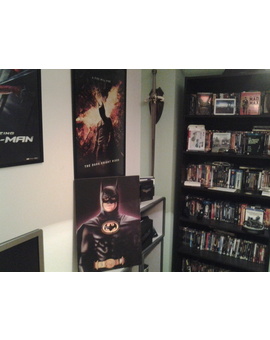 cuadro de batman, recogido en un almacen para tirar