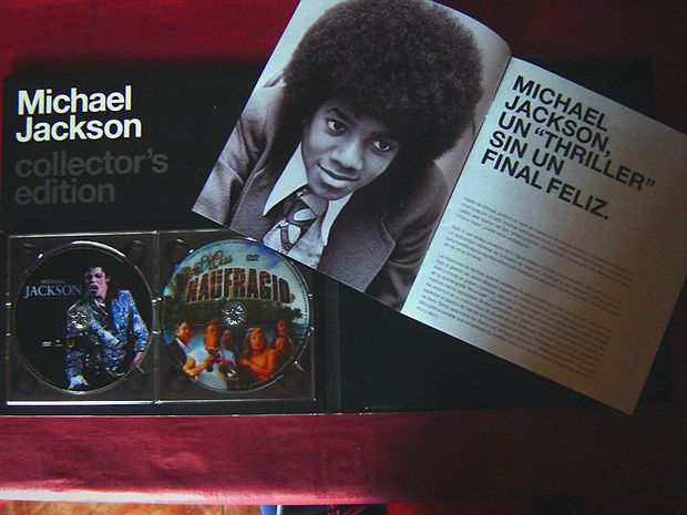 MICHAEL JACKSON COLLECTOR'S