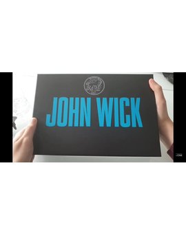 Unboxing John Wick Gentleman Edition